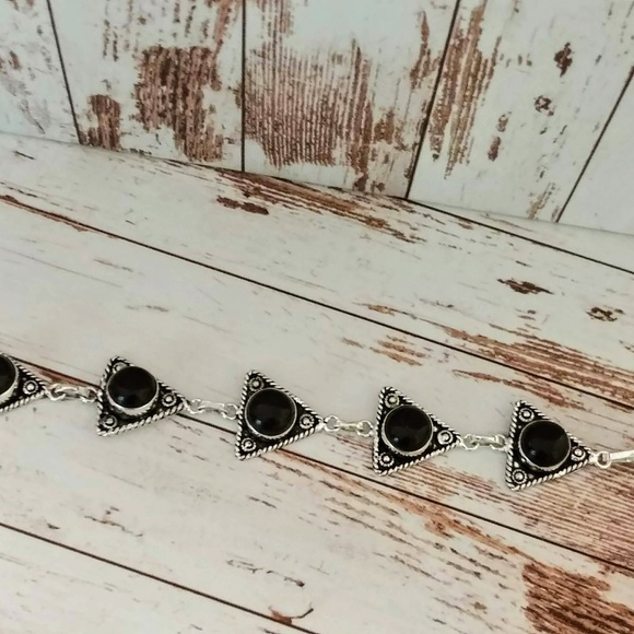 Black Onyx Geometric Bracelet - Picture 5 of 5